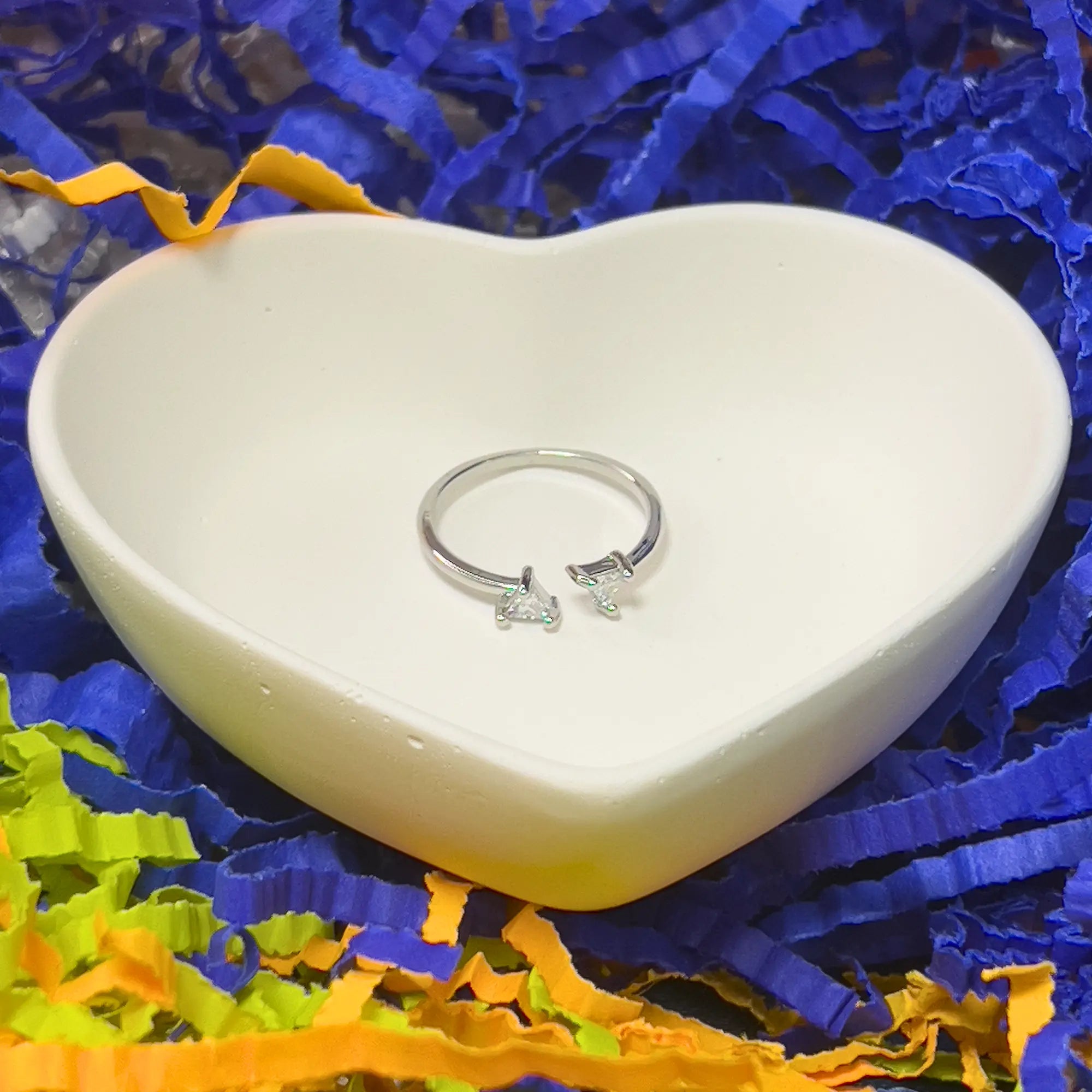 Classic Solitaire Open Ring