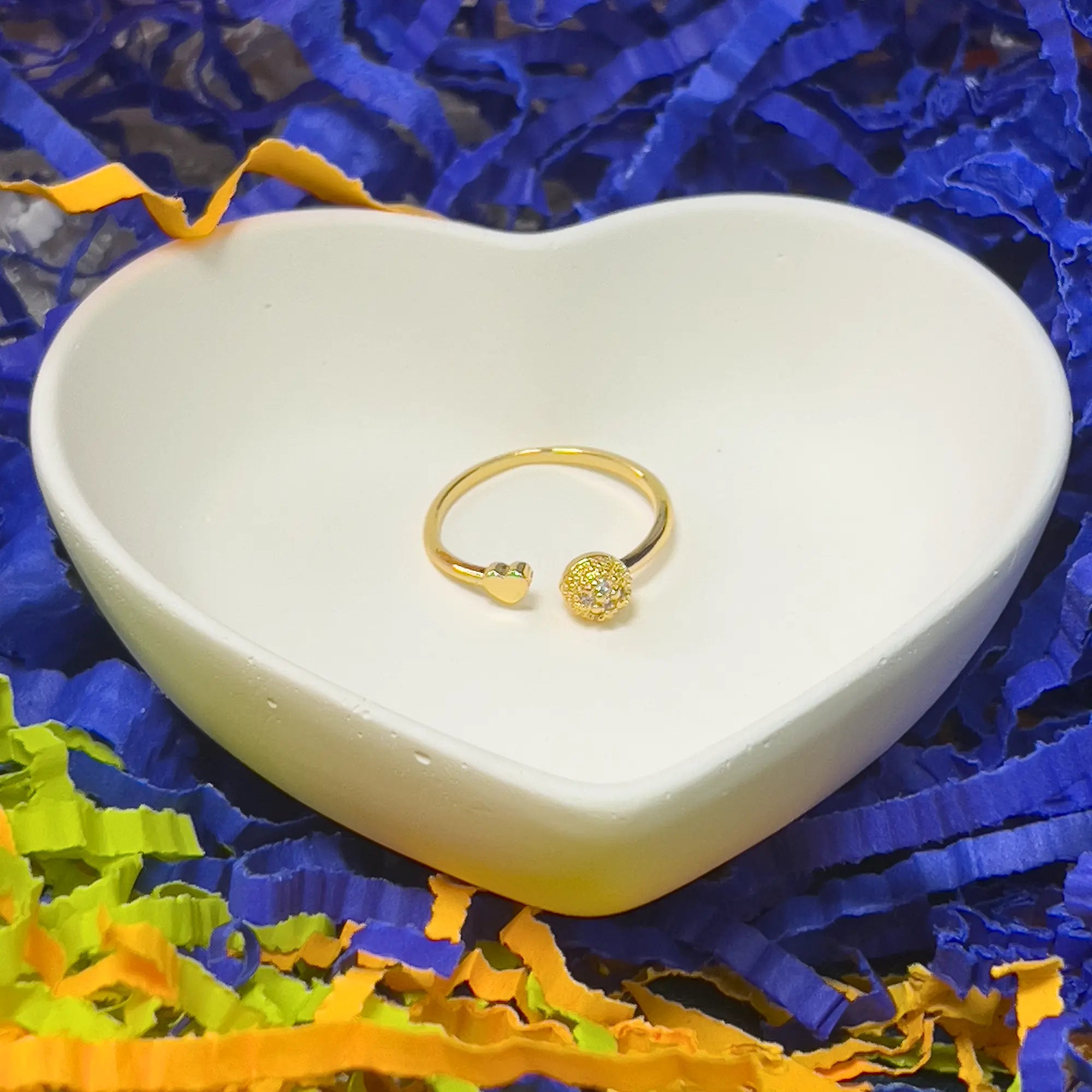 Golden Polished Shimmer Ball Ring with Bow Tip